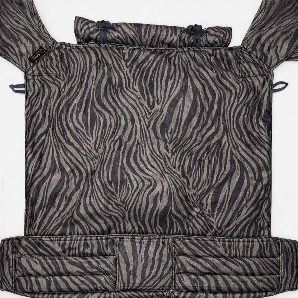 Hybrid Klick Top Tai (Meh Dai) Baby Carrier – Zebra Dark Blue Denim — 100% cotton