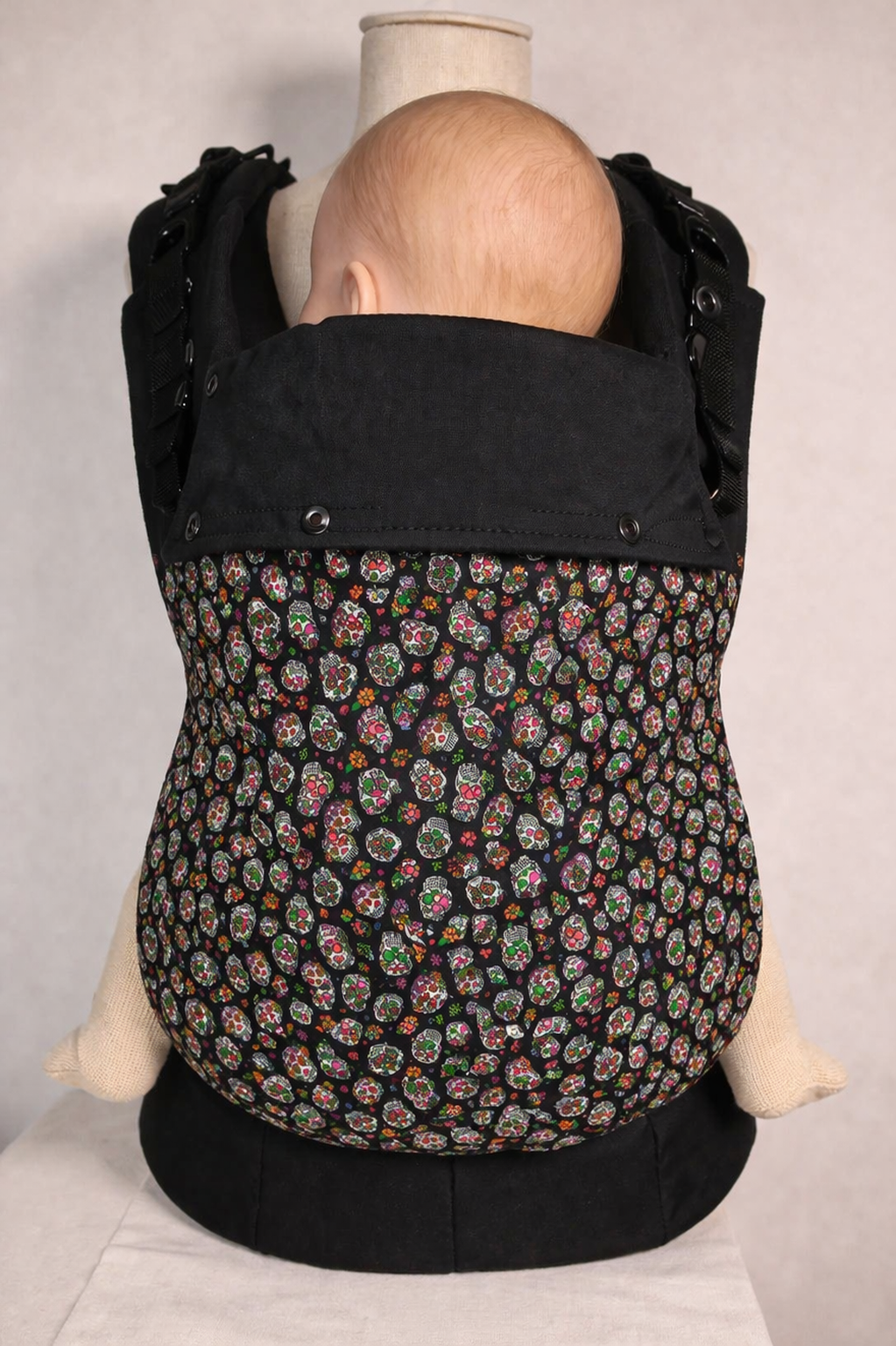 מנשא ילקוט טופה-טופ טודלר טופ-גולגולות צבעוניות