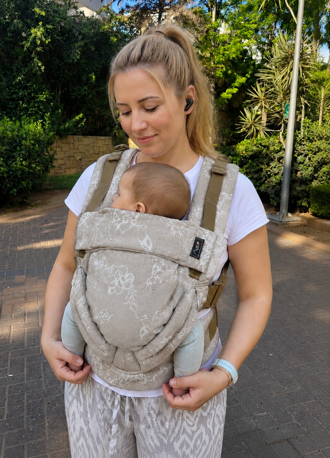 Topa-Top Premium baby carrier - Woven Wrap Brown Rose Buds
