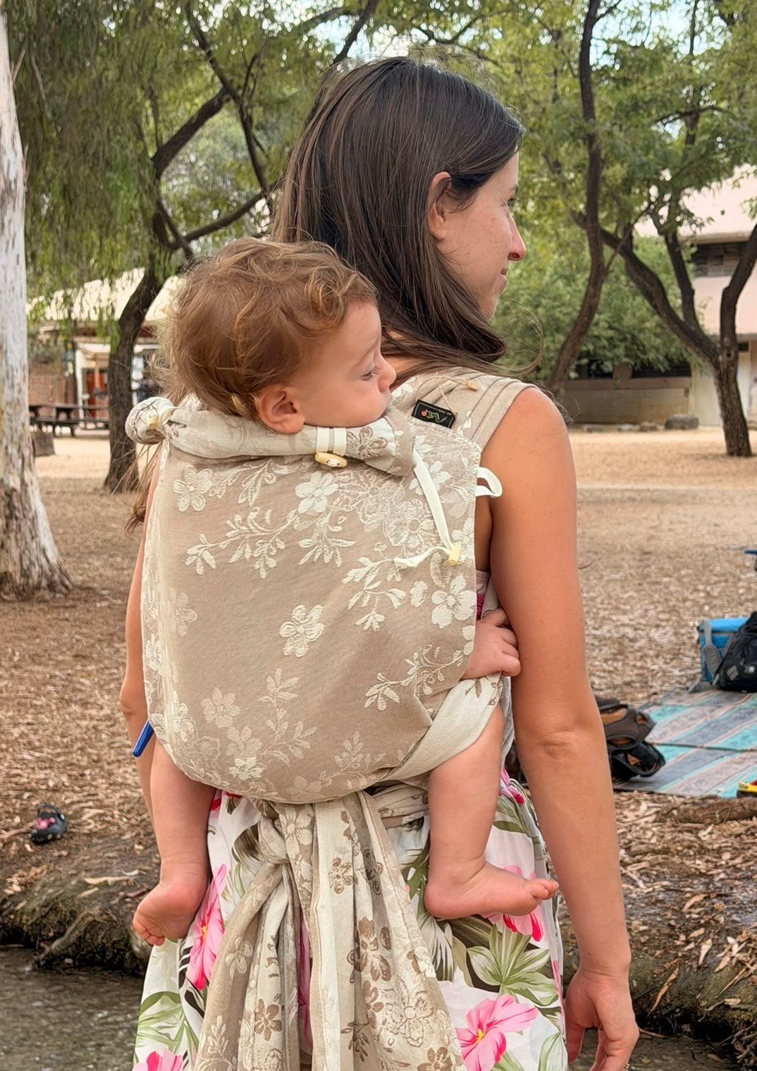 Alternative view of Hybrid Klick Top Tai (Meh Dai) Baby Carrier – Flowers Way